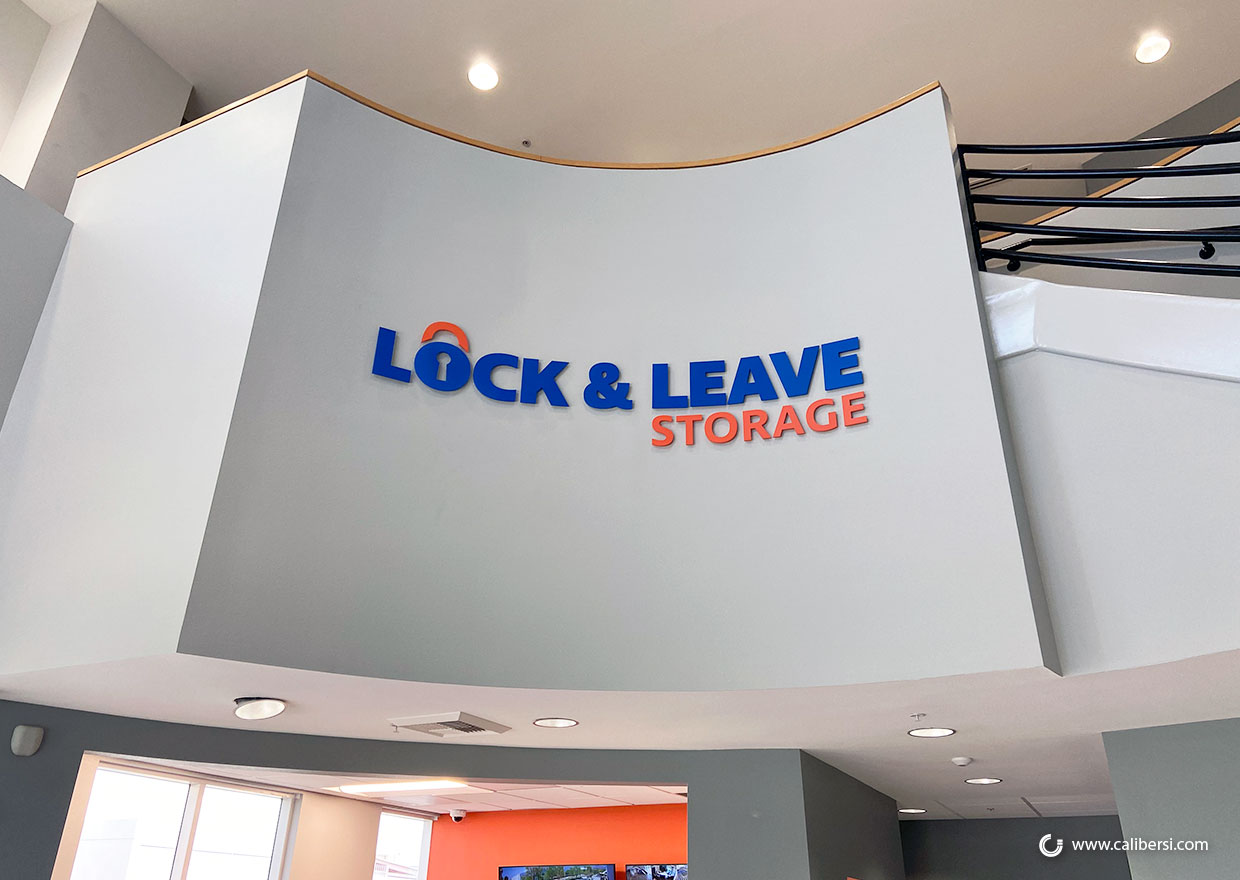 Lock Leave Storage curved sign letters in Lake Forest